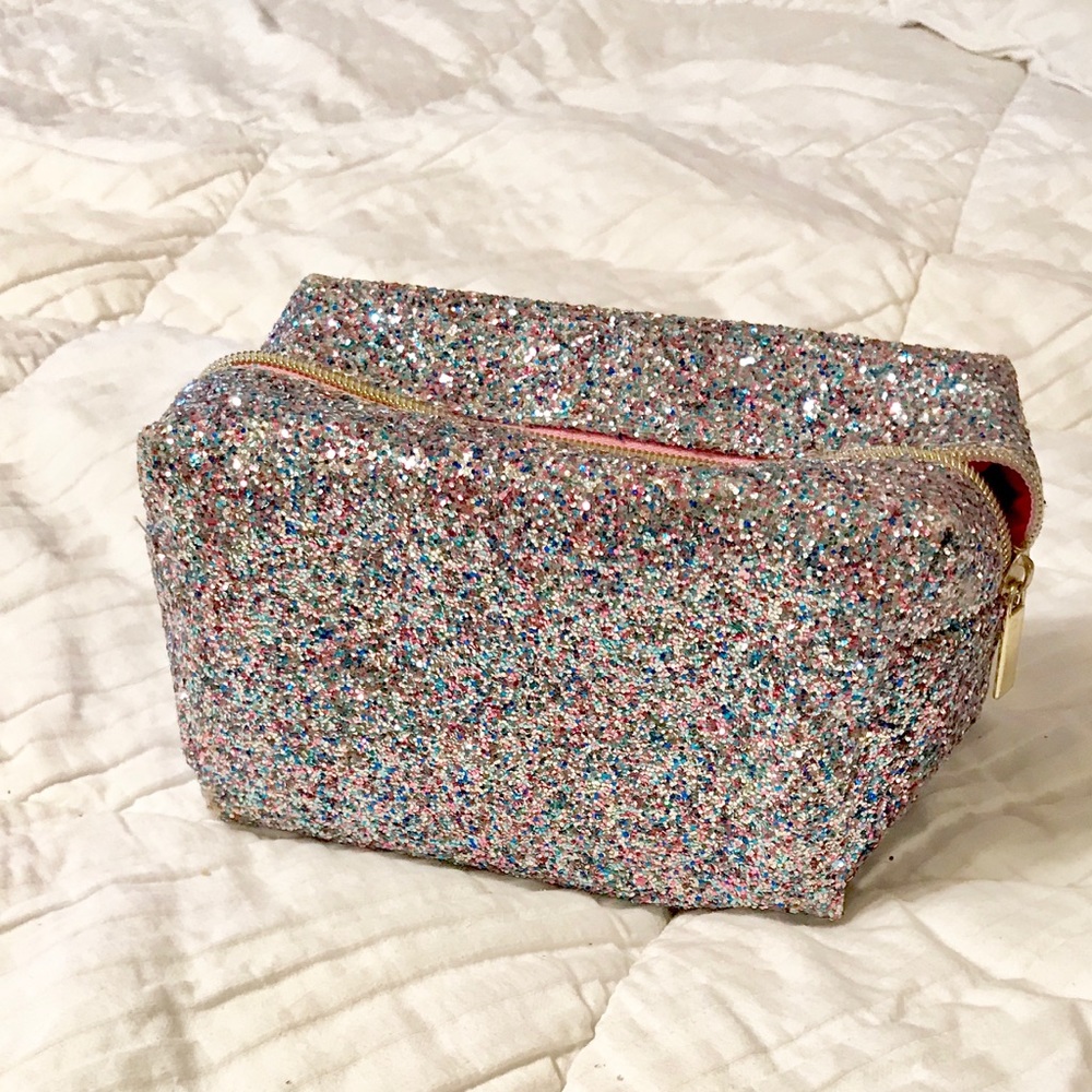 Makeup bag
